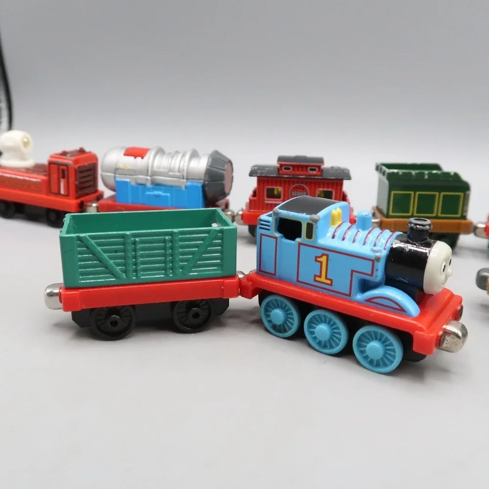 Thomas & Friends Round Magnet Trains lot Troublesome Truck  Emily Tender Jet Car